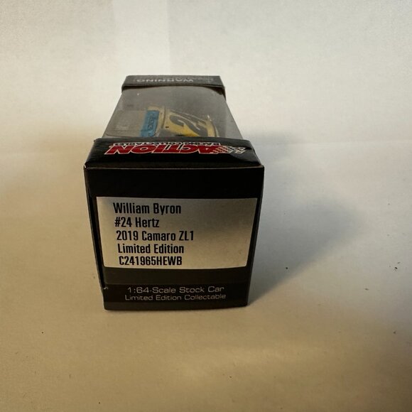 NASCAR 2019 William Byron Hertz 1:64 Diecast - Picture 2 of 2